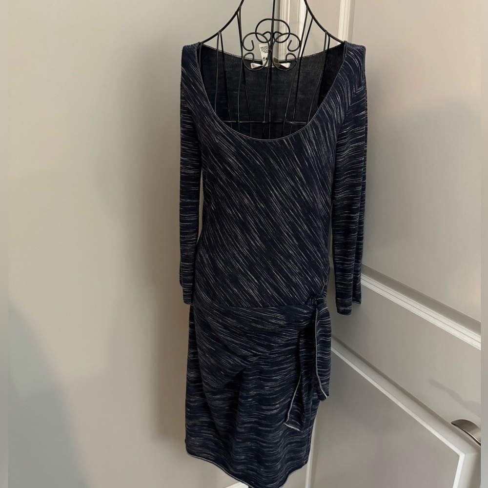 Max Studio Body-con Dress in Blue Size Large